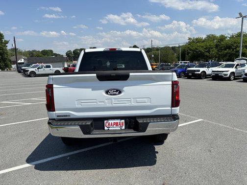 Oxford White 2025 Ford F-150 XLT