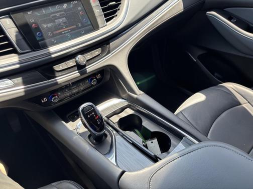 Quicksilver Metallic 2019 Buick Enclave Essence