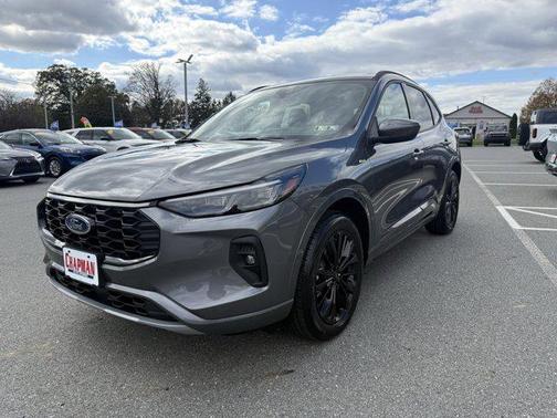 2026 Ford Escape ST-Line Elite