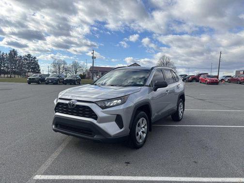 2019 Toyota RAV4 LE