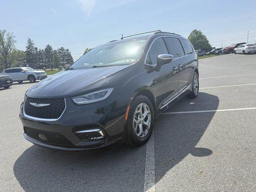 2022 Chrysler Pacifica Limited