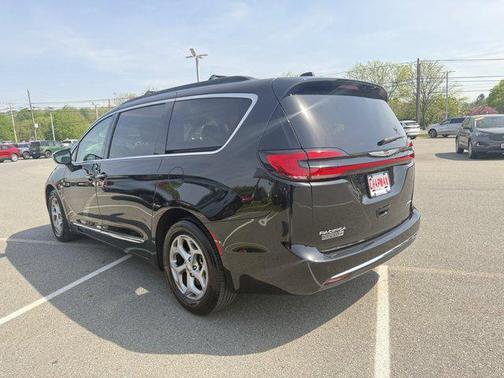 2022 Chrysler Pacifica Limited