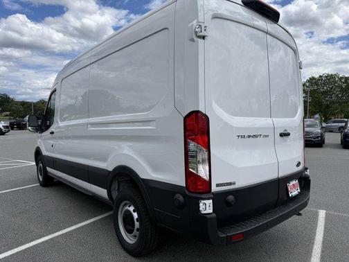 2025 Ford Transit-250 Base