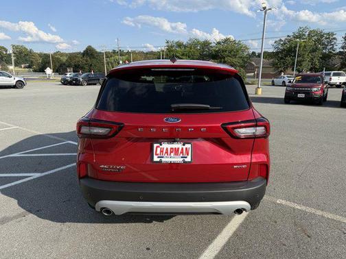 Rapid Red Metallic Tinted Clearcoat 2025 Ford Escape Active