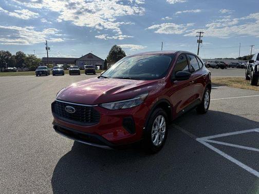 Rapid Red Metallic Tinted Clearcoat 2025 Ford Escape Active