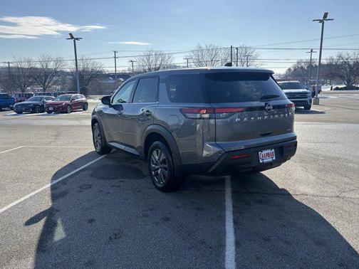 2025 Nissan Pathfinder S 4WD