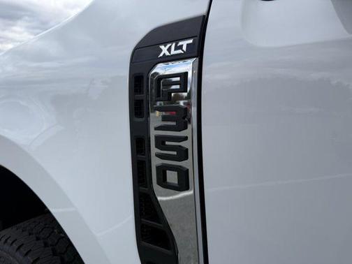 2026 Ford F-350 XLT