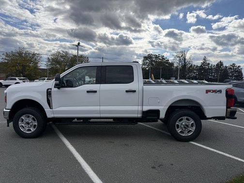 2026 Ford F-350 XLT