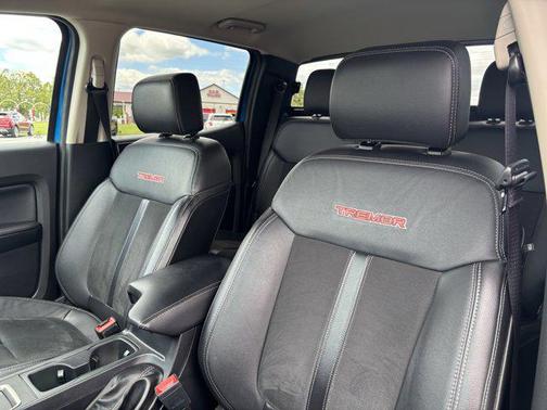 Velocity Blue Metallic 2021 Ford Ranger LARIAT