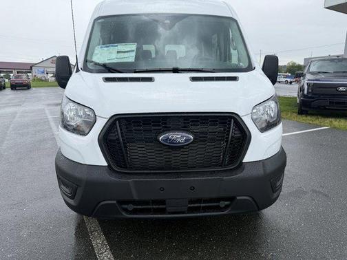 2025 Ford Transit-350 XL