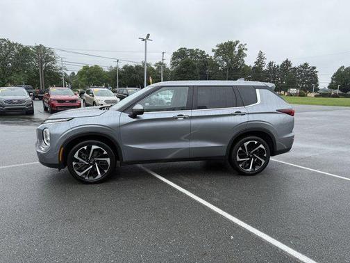 2023 Mitsubishi Outlander SE 2.5 2WD