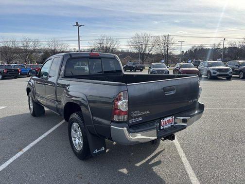 2015 Toyota Tacoma Base