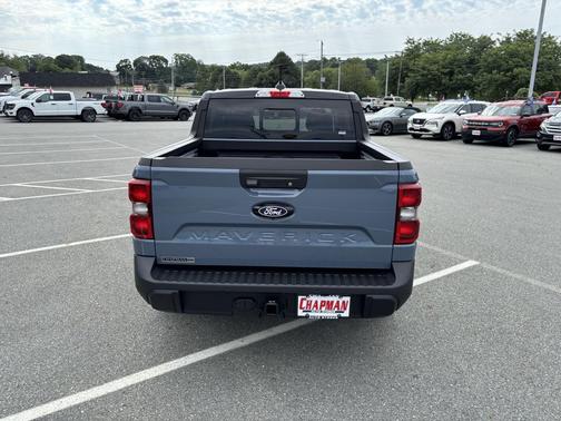 Azure Gray Metallic Tri-Coat 2026 Ford Maverick Lariat