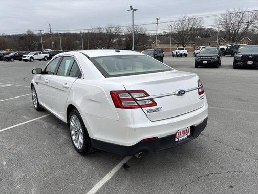 2018 Ford Taurus Limited