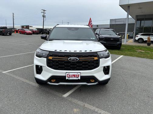 Star White Metallic Tri-Coat 2026 Ford Explorer Tremor