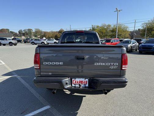 2004 Dodge Dakota Base
