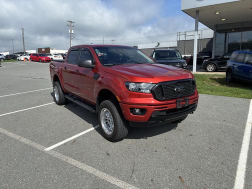 Hot Pepper Red Metallic Tinted Clearcoat 2022 Ford Ranger XLT