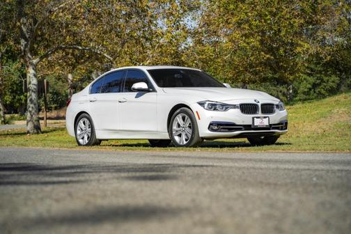 2018 BMW 330 i