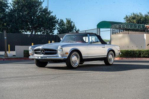 1969 Mercedes-Benz 280SL 