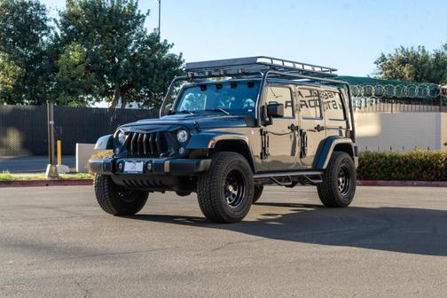 2017 Jeep Wrangler Unlimited Sahara
