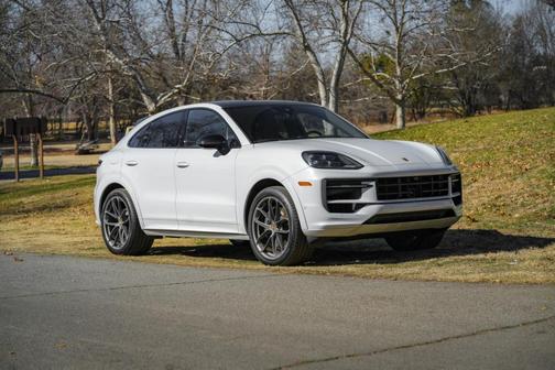 2024 Porsche Cayenne AWD
