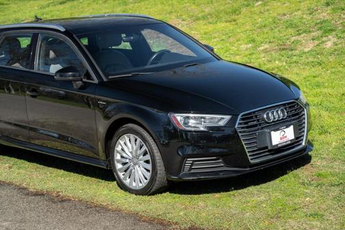 2017 Audi A3 e-tron 1.4T Premium