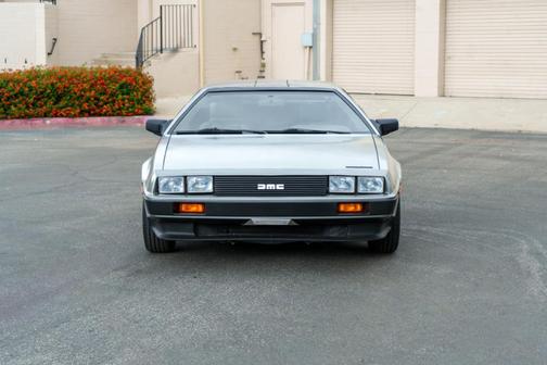 1981 Delorean DMC-12 