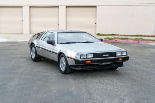 1981 Delorean DMC-12 