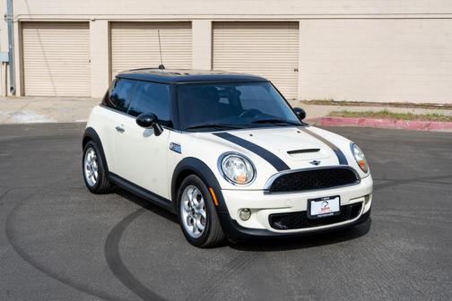 2011 MINI Cooper S Base