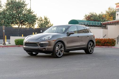 2013 Porsche Cayenne S