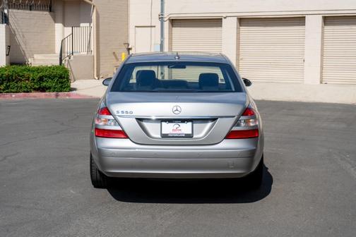 2007 Mercedes-Benz S-Class S 550