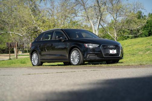 2017 Audi A3 e-tron 1.4T Premium