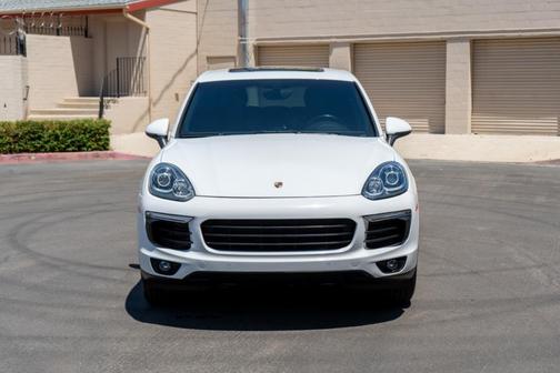 2016 Porsche Cayenne Base