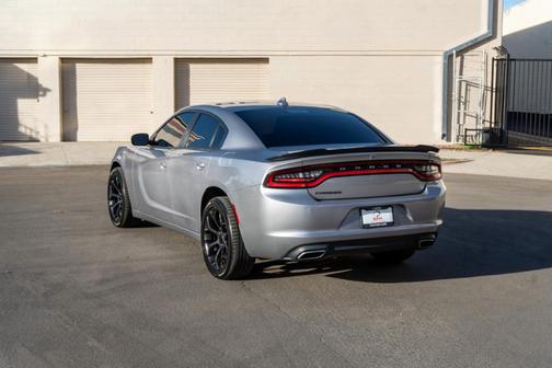 2017 Dodge Charger SXT