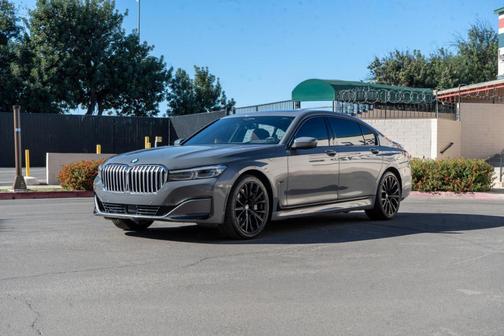 2022 BMW 750 i xDrive