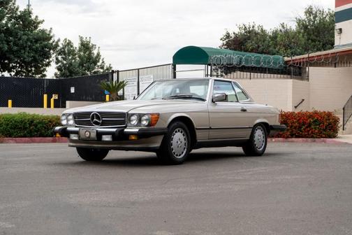 1986 Mercedes-Benz SL-Class 560SL