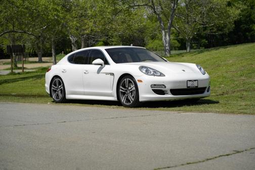 2012 Porsche Panamera Hybrid S