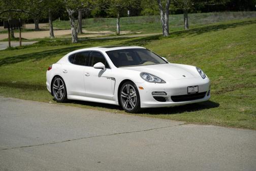 2012 Porsche Panamera Hybrid S