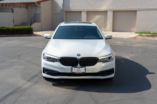 2020 BMW 530 i