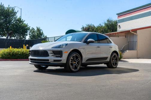 2021 Porsche Macan Base