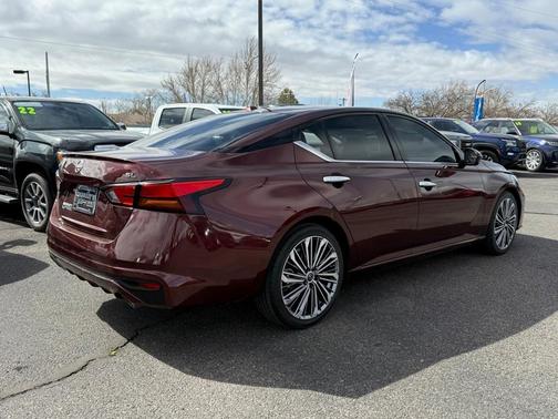 2023 Nissan Altima 2.5 SL