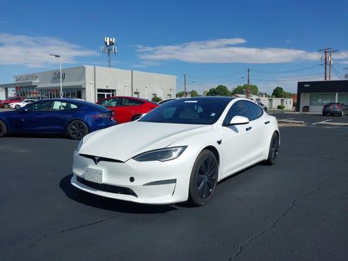 White 2022 Tesla Model S Base