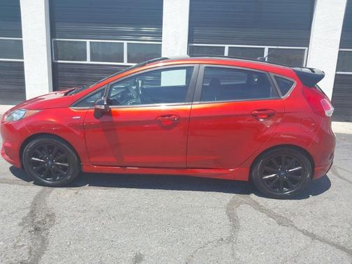 Chili Pepper Red 2019 Ford Fiesta ST Line
