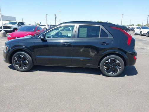 Aurora Black 2023 Kia Niro EV Wind