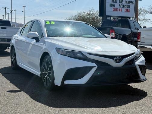 2023 Toyota Camry SE