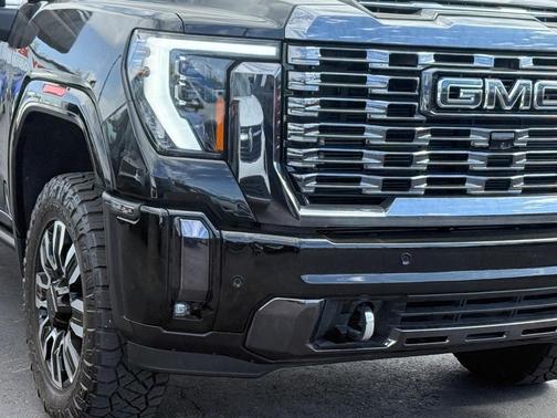2024 GMC Sierra 2500 Denali Ultimate