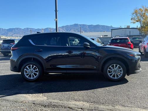 2023 Mazda CX-5 2.5 S Preferred Package