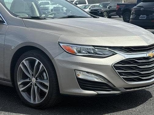 Mineral Gray Metallic 2024 Chevrolet Malibu 2LT