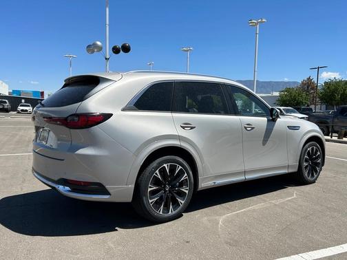 2024 Mazda CX-90 S Premium
