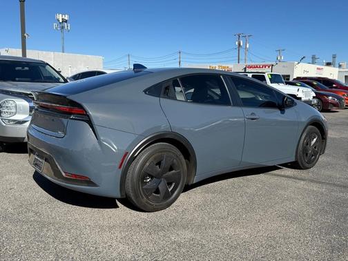 2024 Toyota Prius LE